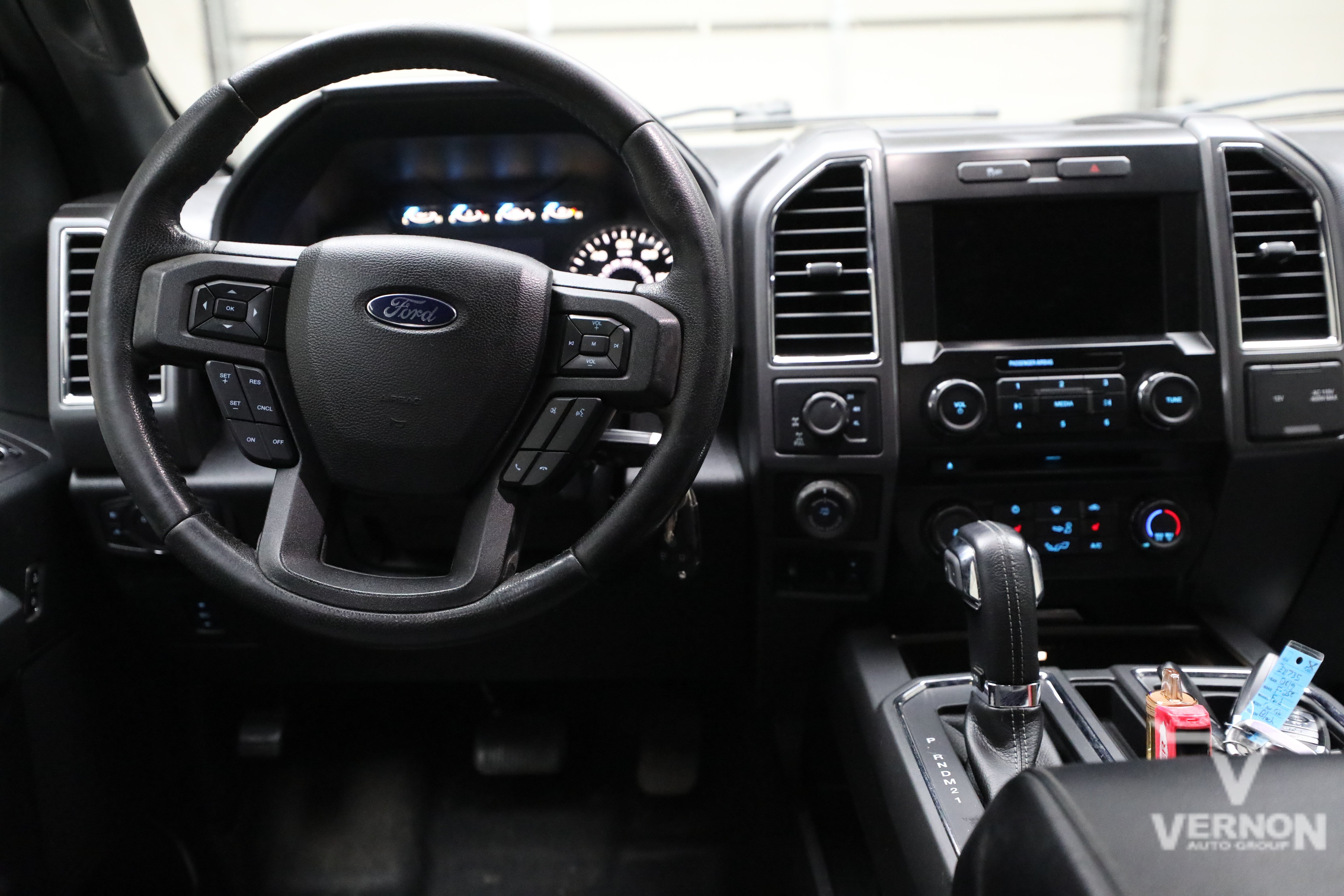 Used 2016 Ford F150 XLT w/ Equipment Group 302A Luxury AWD/4WD image 8