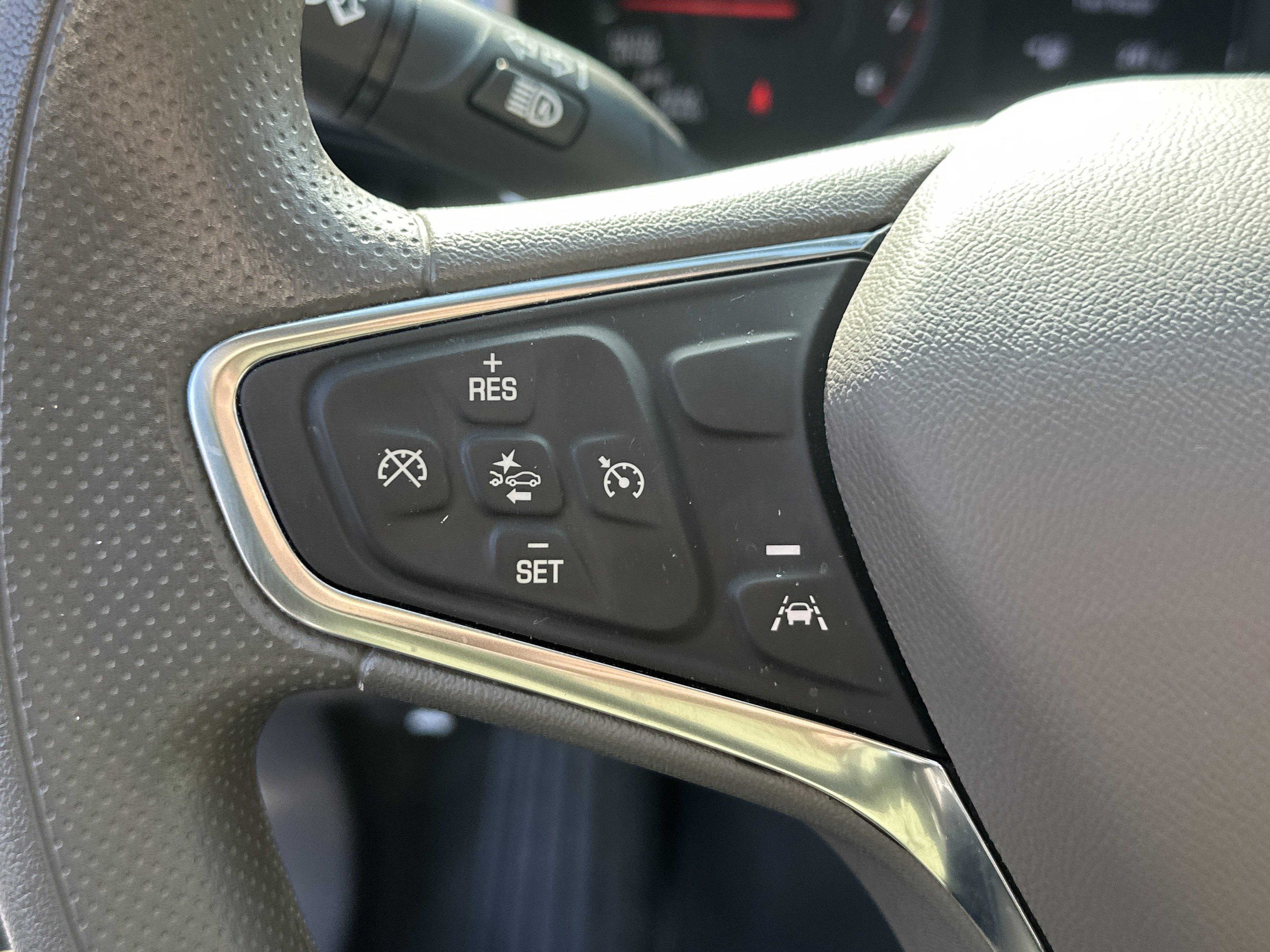 Used 2024 Chevrolet Malibu LT FWD image 22