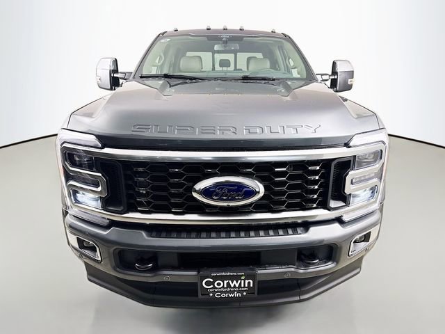 New 2026 Ford F450 Platinum w/ Platinum Plus Package image 2