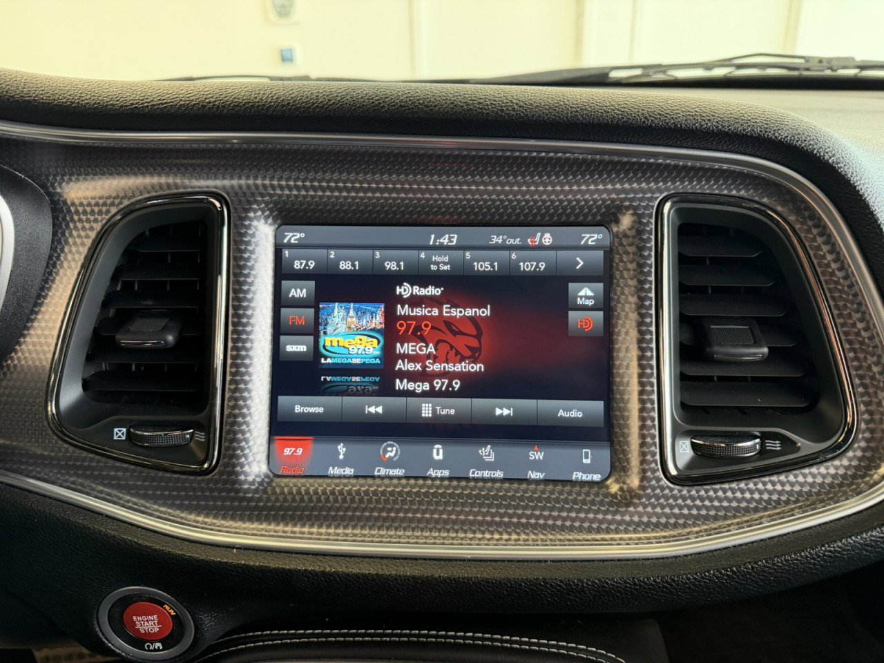 Used 2018 Dodge Challenger SRT Hellcat image 19