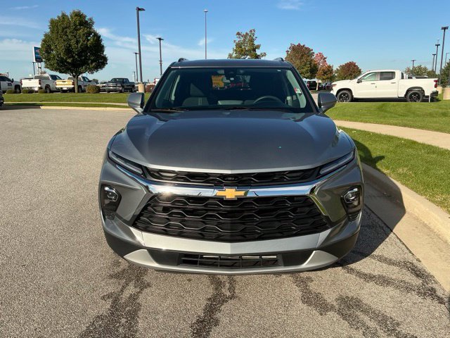 New 2025 Chevrolet Blazer LT w/ Convenience Package AWD/4WD image 9