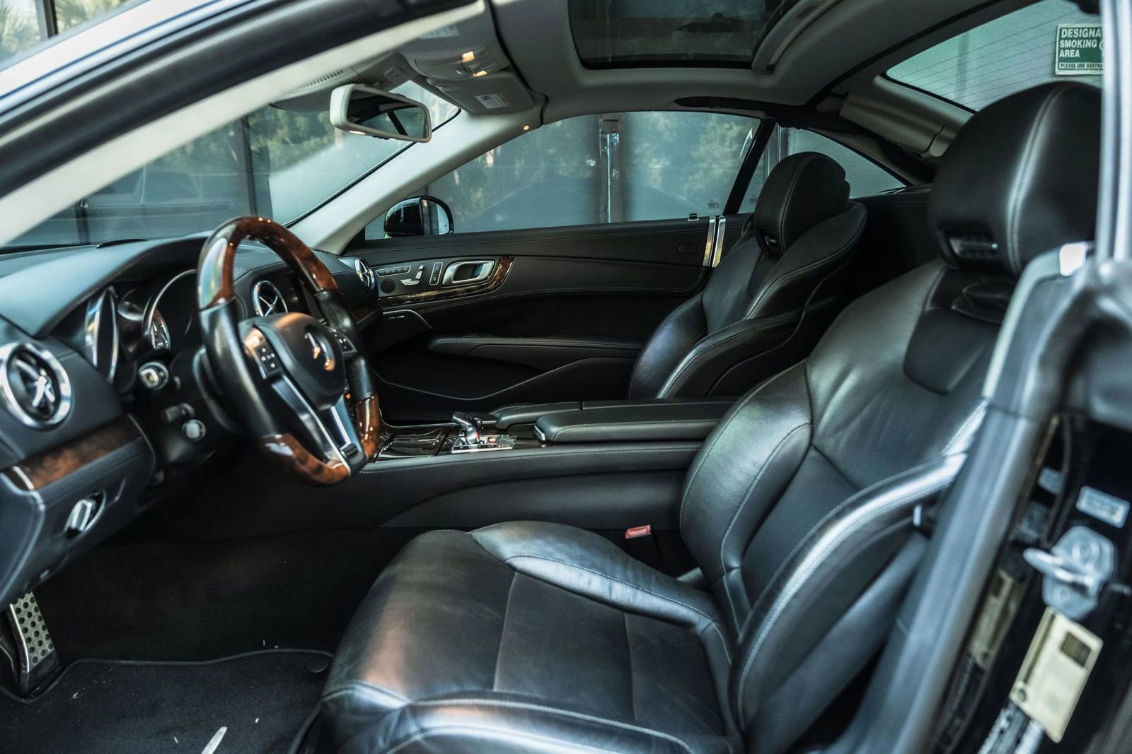 Used 2013 Mercedes-Benz SL 550 w/ Premium Pkg image 22