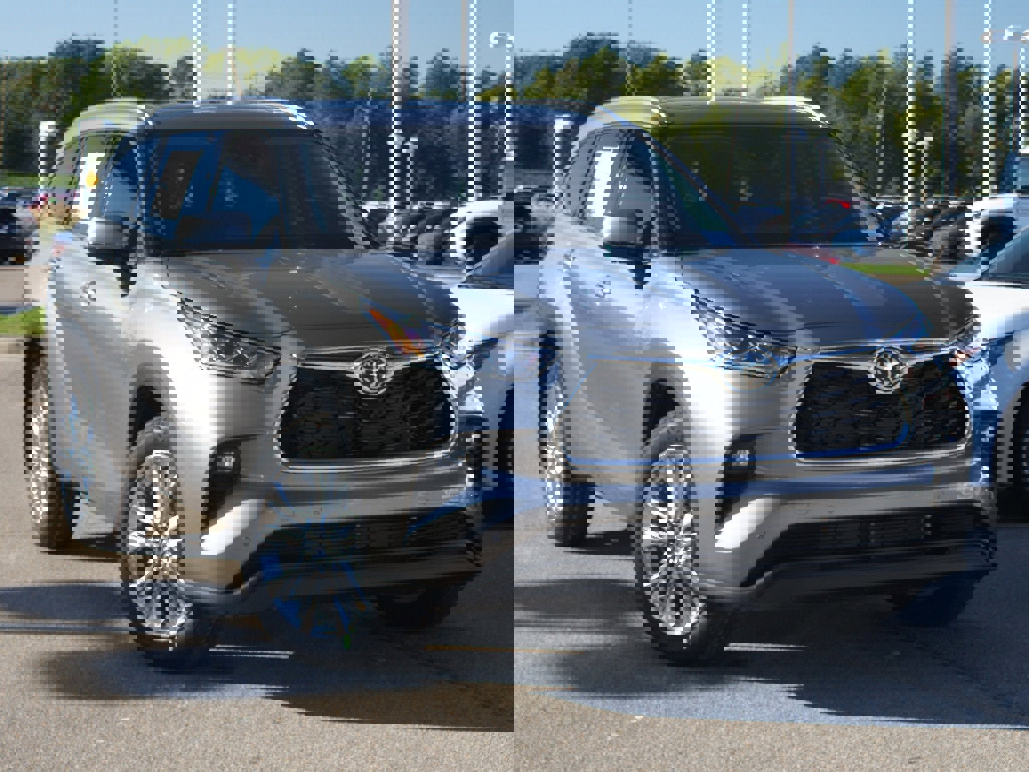 Used 2025 Toyota Highlander Limited image 7