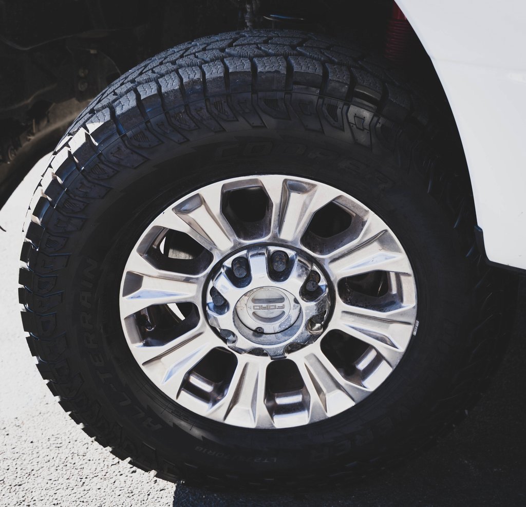 Used 2017 Ford F250 XLT w/ XLT Premium Package image 5