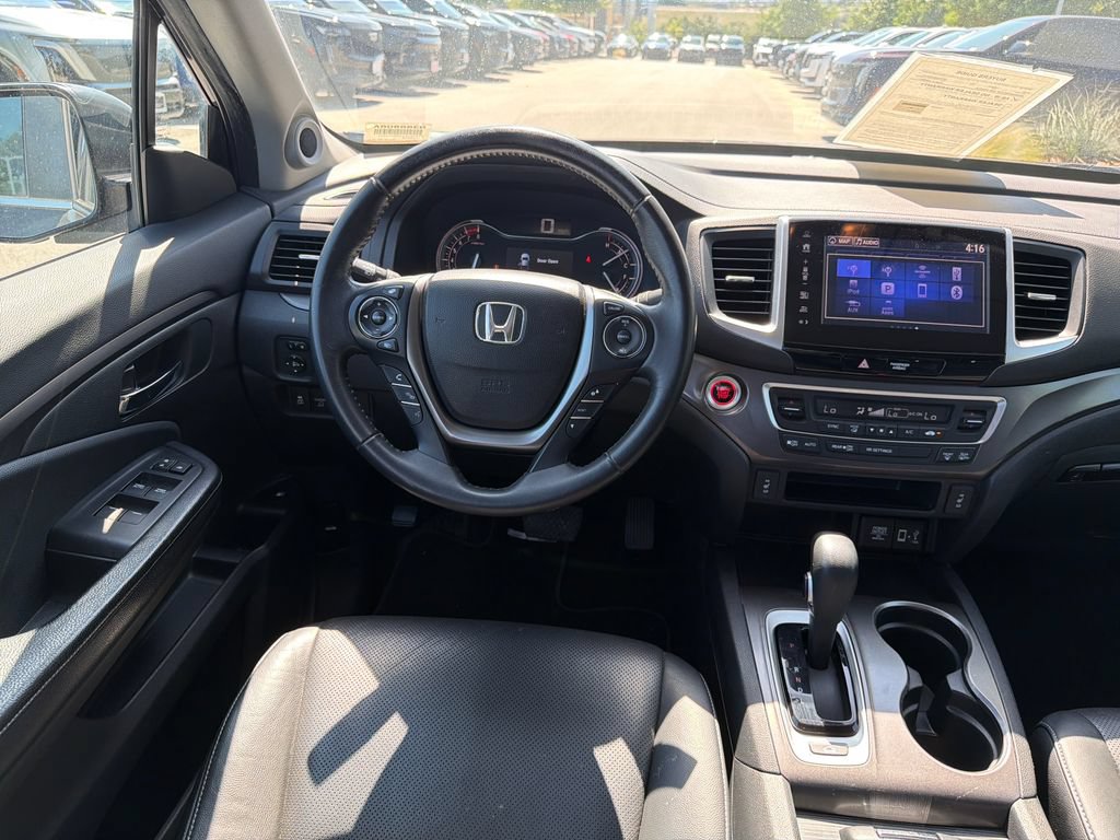 Used 2017 Honda Ridgeline RTL-T image 31