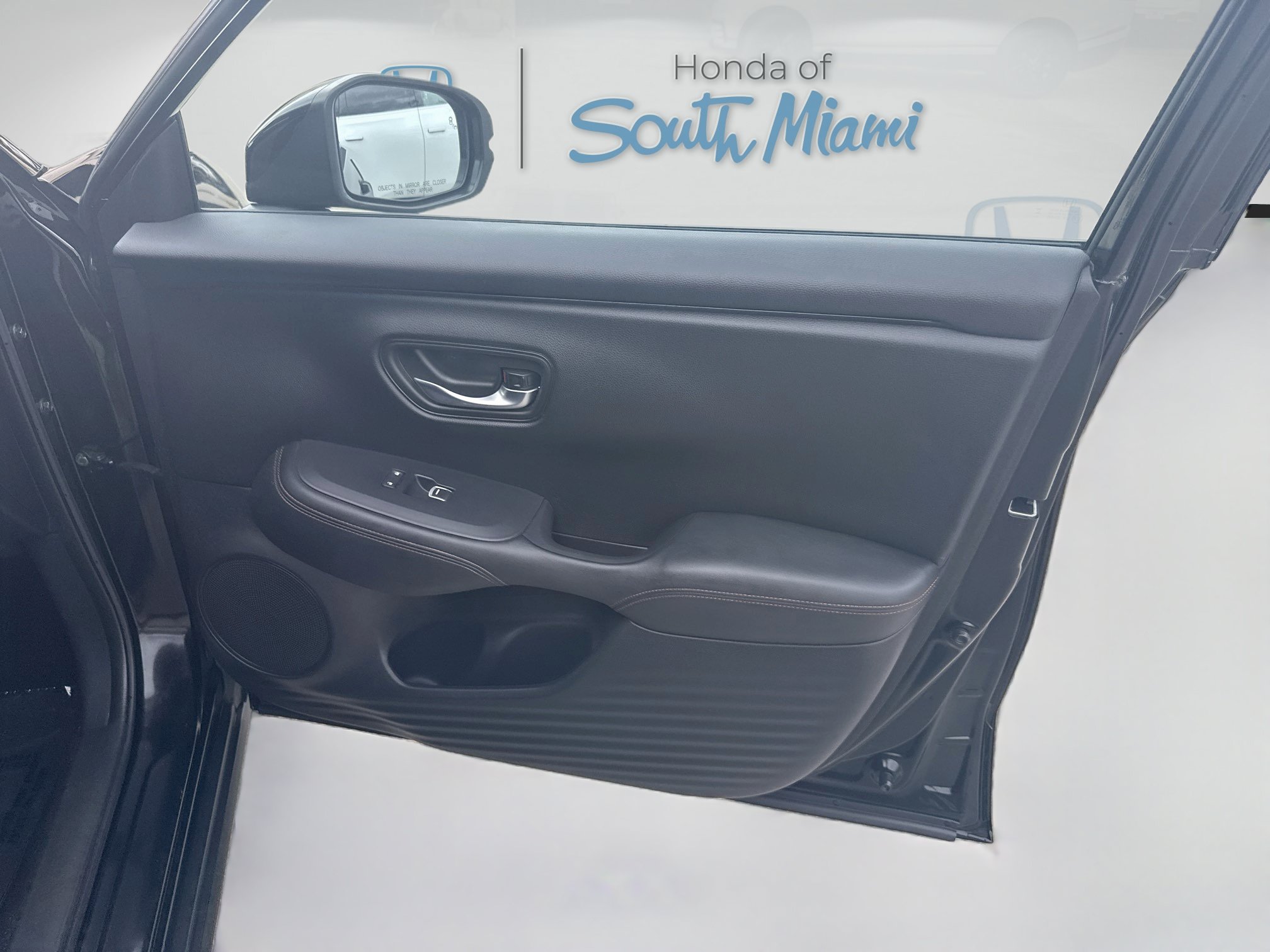Used 2024 Honda HR-V Sport image 32