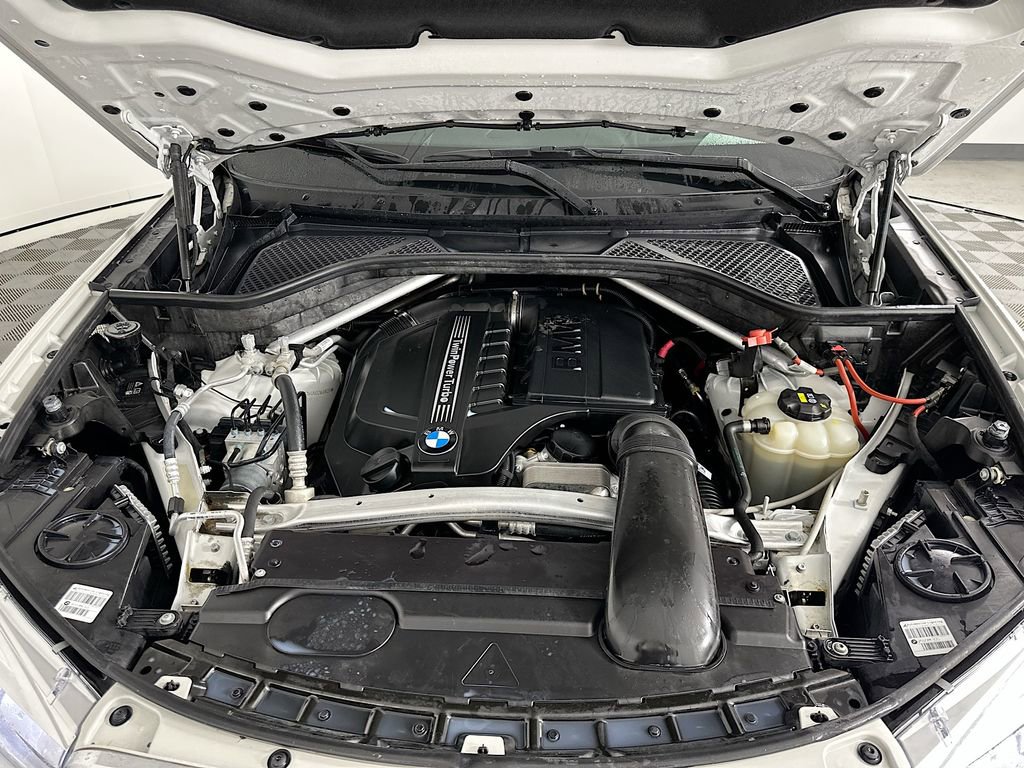 Used 2019 BMW X6 xDrive35i w/ M Sport Package image 31