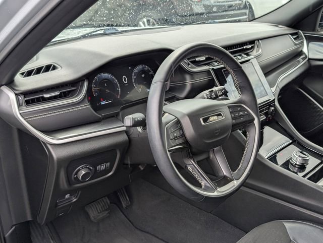 Used 2021 Jeep Grand Cherokee L Laredo AWD/4WD image 11