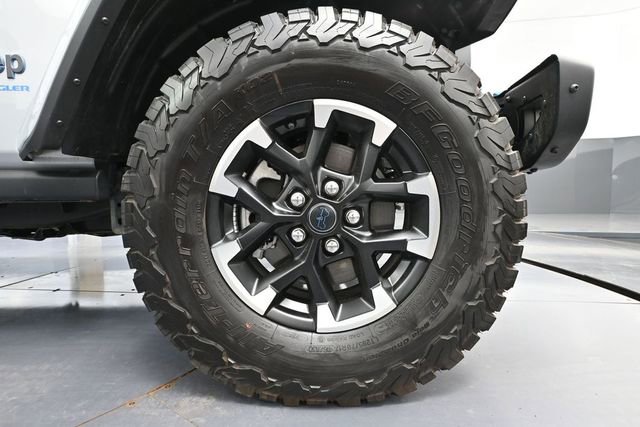 Used 2024 Jeep Wrangler Unlimited Rubicon 4xe AWD/4WD image 20