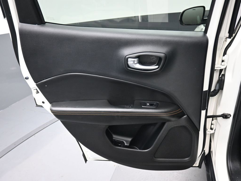 Used 2020 Jeep Compass Limited image 26