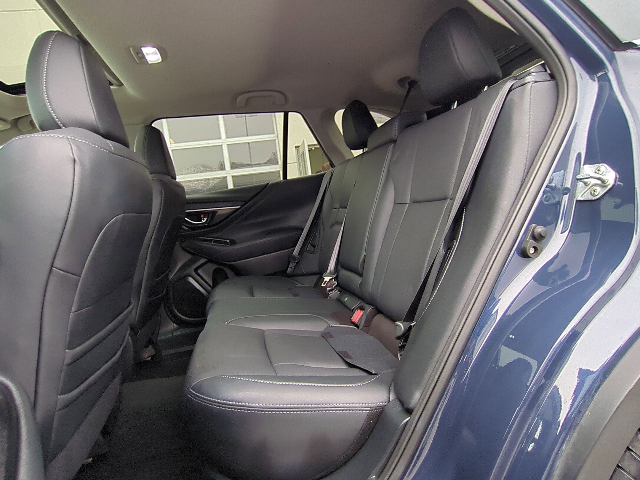 Used 2024 Subaru Outback Limited image 32