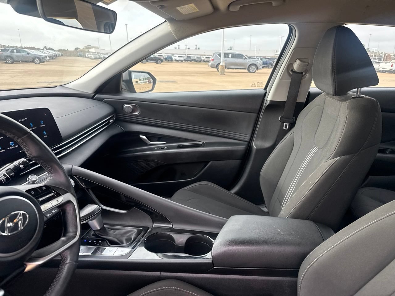 Used 2023 Hyundai Elantra SEL w/ Convenience Package FWD image 38