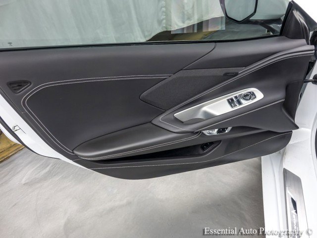 Used 2022 Chevrolet Corvette Stingray Coupe w/ 1LT RWD image 19