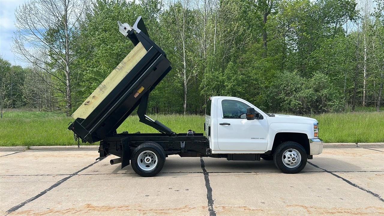 Used 2015 Chevrolet Silverado 3500 W/T w/ WT Convenience Package AWD/4WD image 39