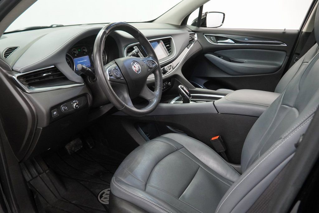 Used 2021 Buick Enclave Essence w/ Sport Touring Edition image 17