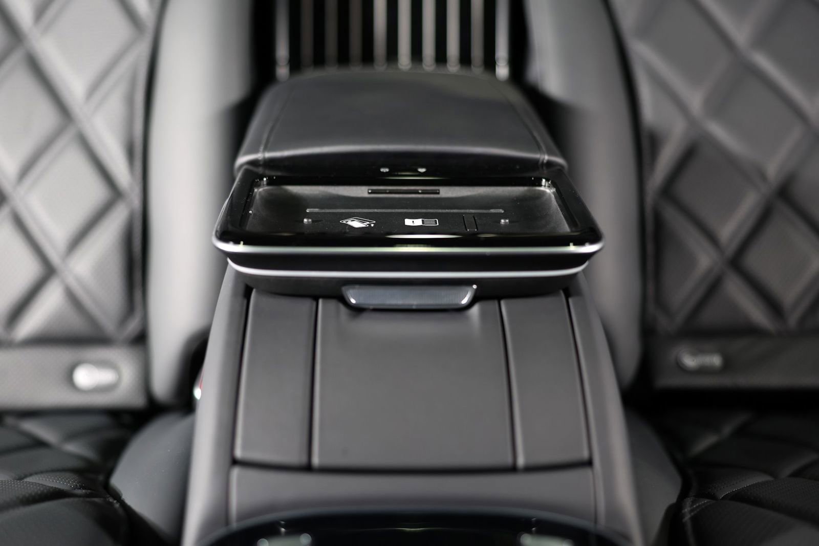 Used 2024 Mercedes-Benz Maybach S 580 4MATIC image 33