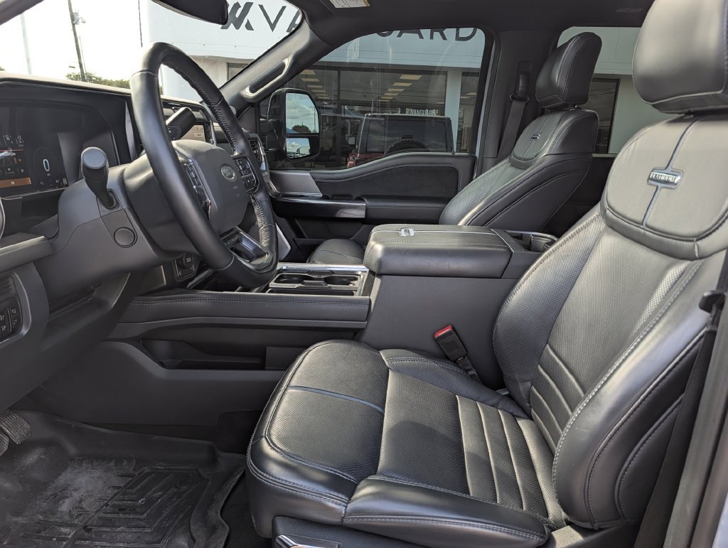 Used 2026 Ford F250 Platinum AWD/4WD image 30