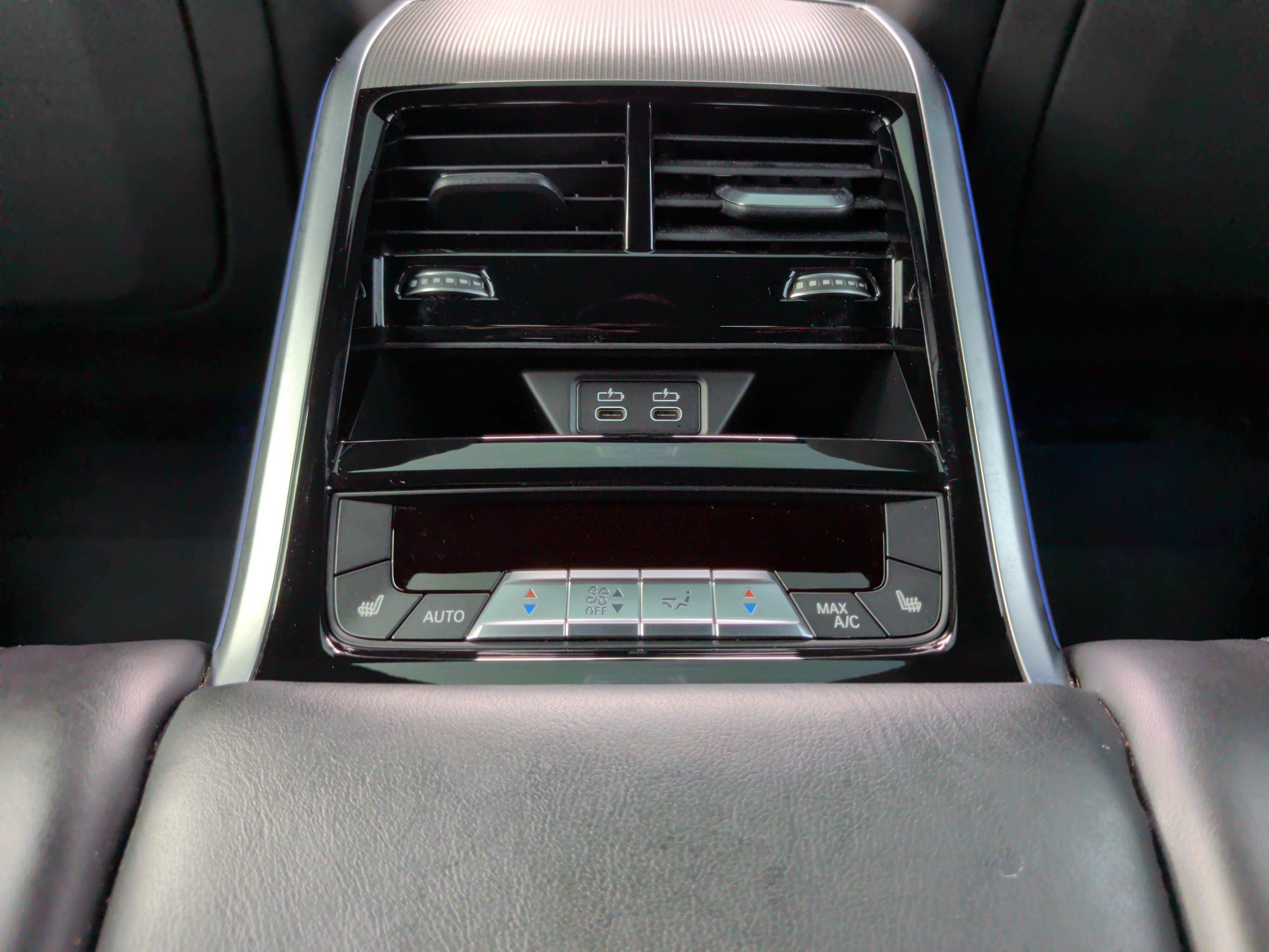 Used 2023 BMW 840i Gran Coupe 840i Gran Coupe w/ Comfort Seating Package image 34