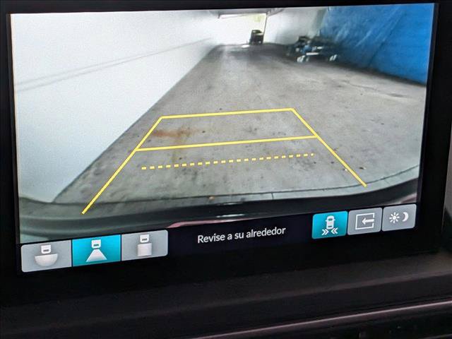 Used 2024 Honda Pilot Touring image 13
