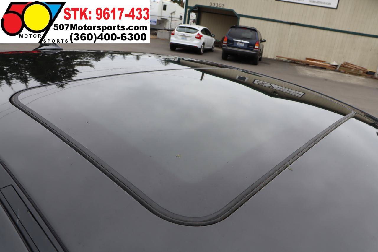 Used 2011 BMW 328i xDrive Sedan AWD/4WD image 19