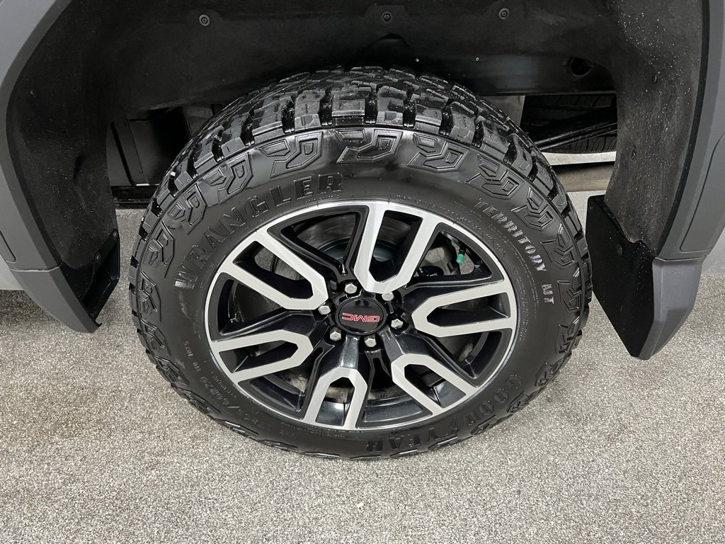 Used 2024 GMC Sierra 1500 AT4 image 19