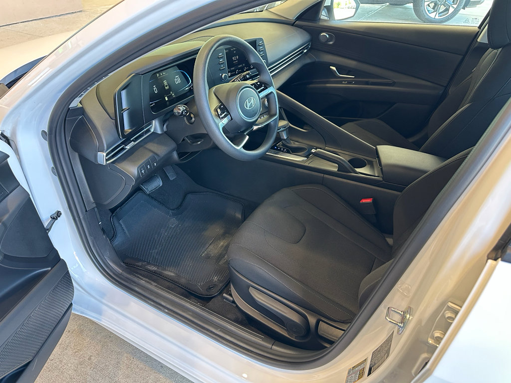 New 2026 Hyundai Elantra SE w/ Cargo Package image 11