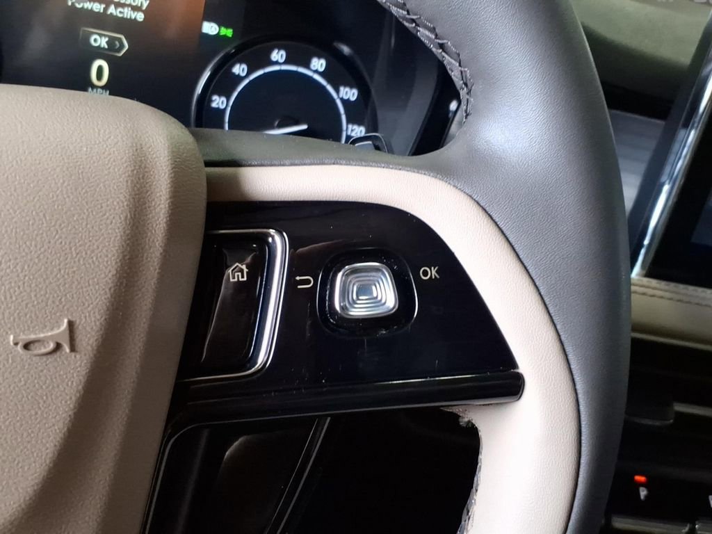 Certified 2022 Lincoln Corsair FWD image 22