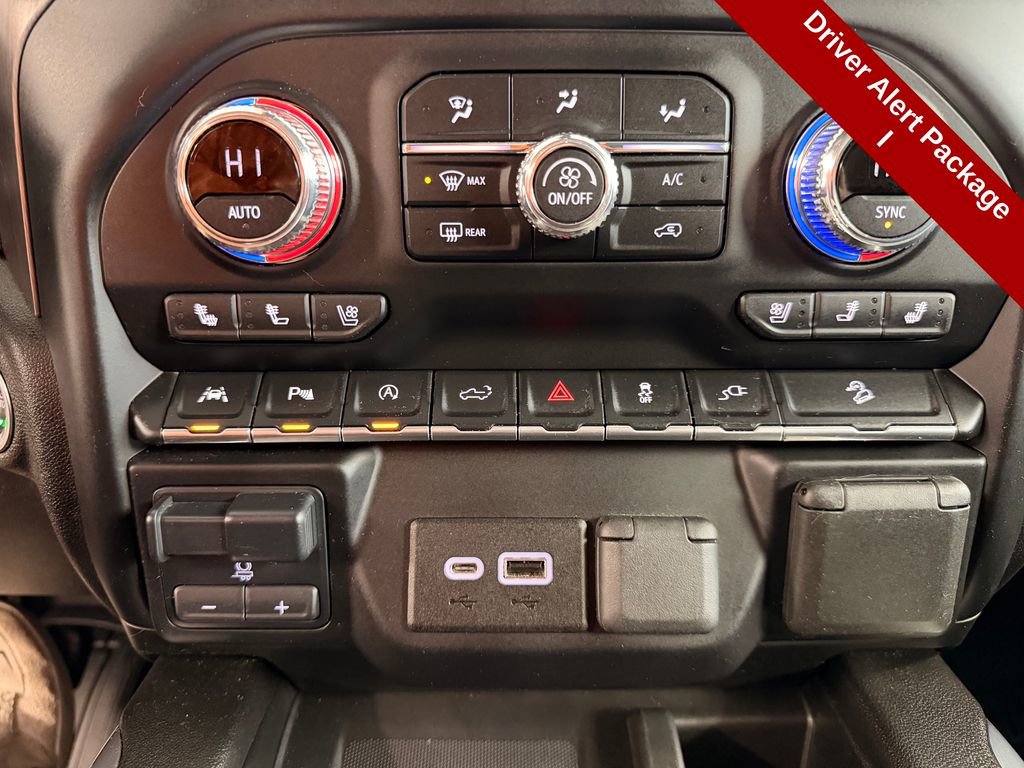 Used 2021 GMC Sierra 1500 Denali w/ Driver Alert Package II image 32