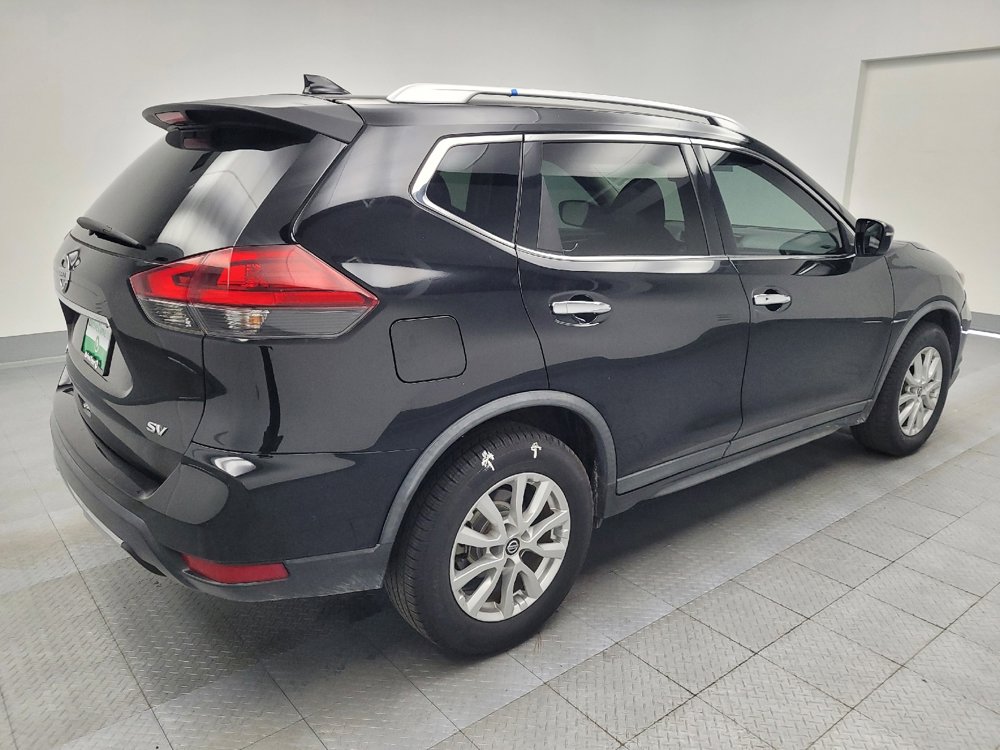 Used 2018 Nissan Rogue SV image 9