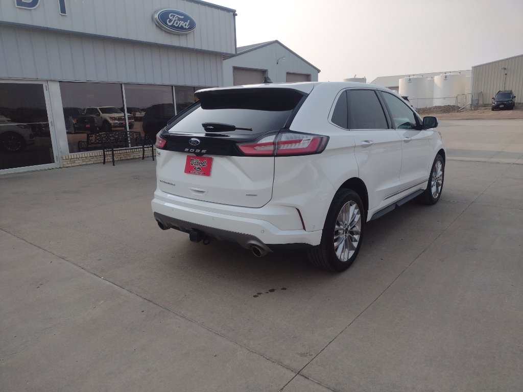 Used 2022 Ford Edge Titanium w/ Equipment Group 301A AWD/4WD image 5
