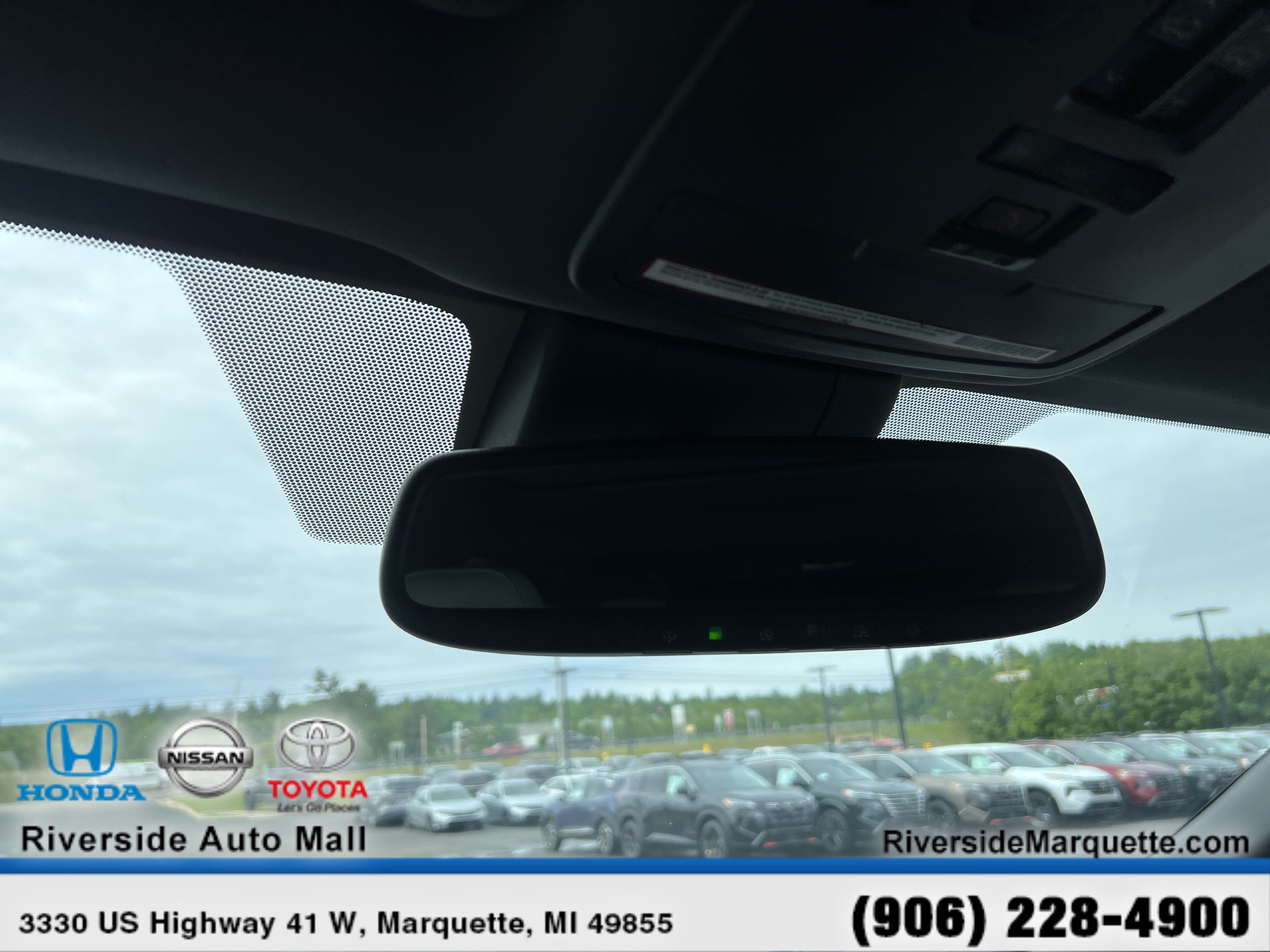 Used 2021 Toyota Sienna XSE AWD/4WD image 19
