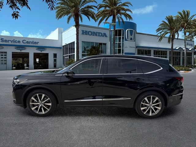 Certified 2025 Acura MDX w/ Technology Package FWD image 5