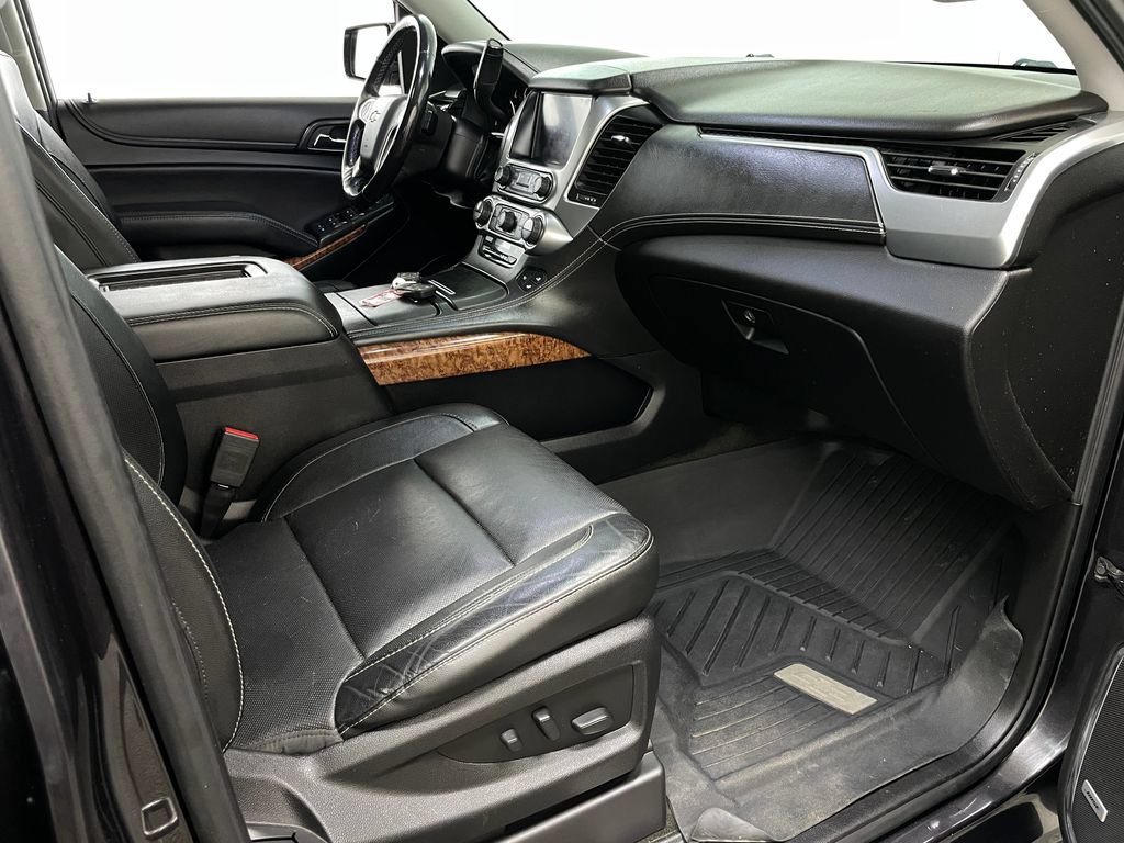 Used 2018 Chevrolet Tahoe Premier AWD/4WD image 43