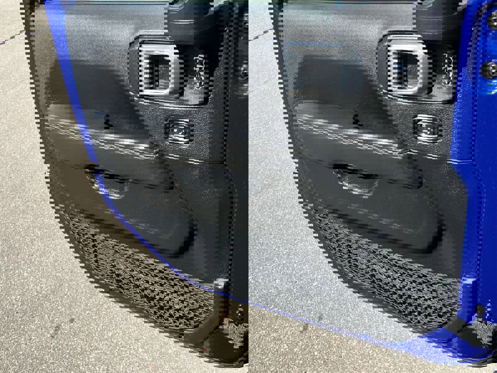 Used 2020 Jeep Wrangler Unlimited Sahara image 30