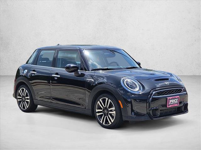Used 2023 MINI Cooper S FWD image 3