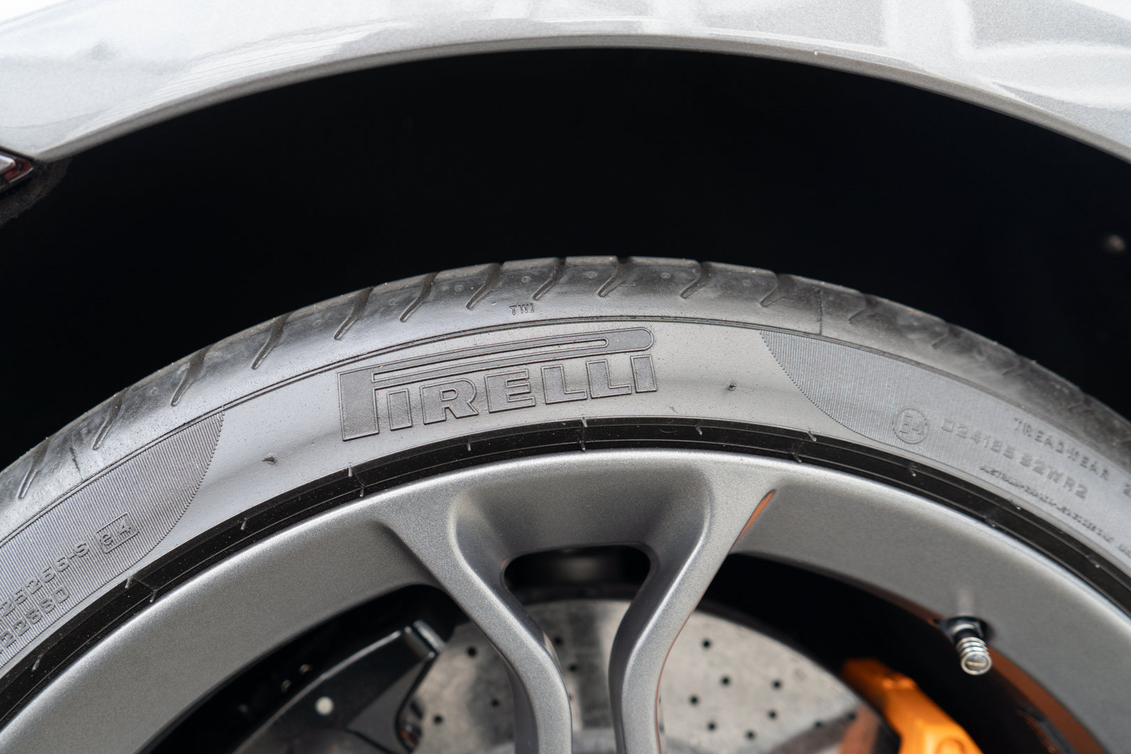 Used 2012 McLaren MP4-12C Coupe RWD image 29