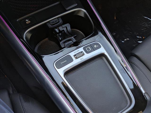 Used 2025 Mercedes-Benz GLA 250 image 13