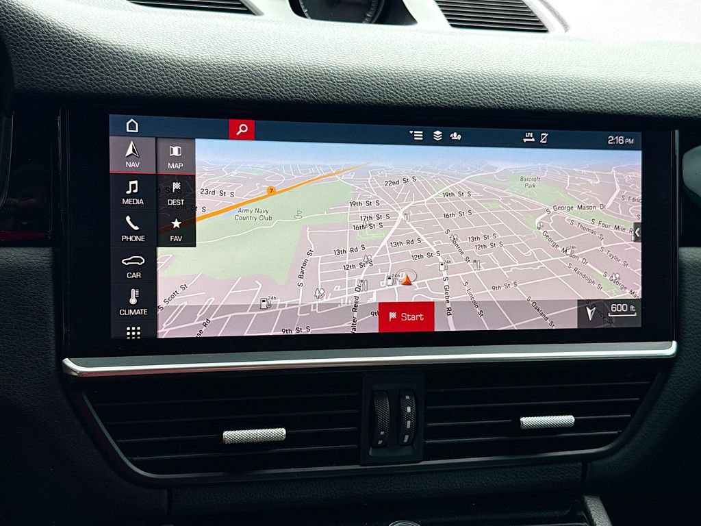 Certified 2021 Porsche Cayenne AWD/4WD image 13