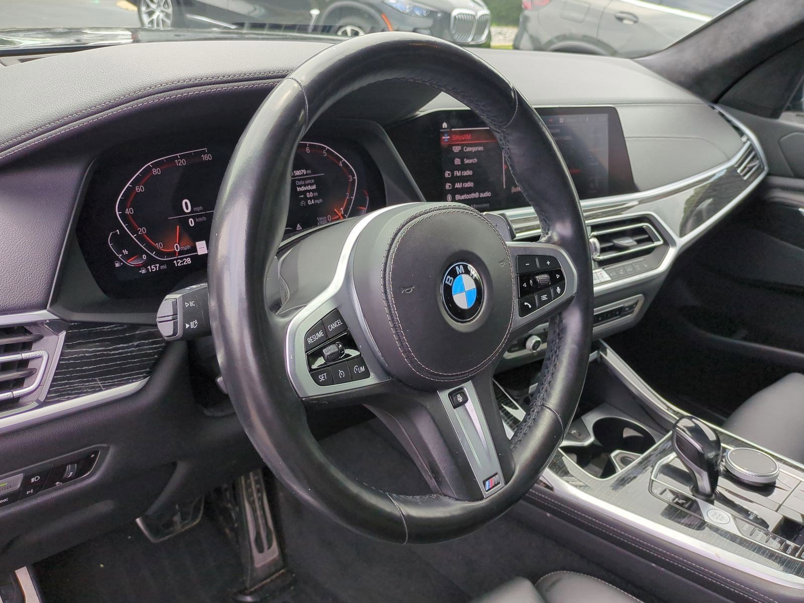 Used 2021 BMW X7 xDrive40i w/ M Sport Package AWD/4WD image 18