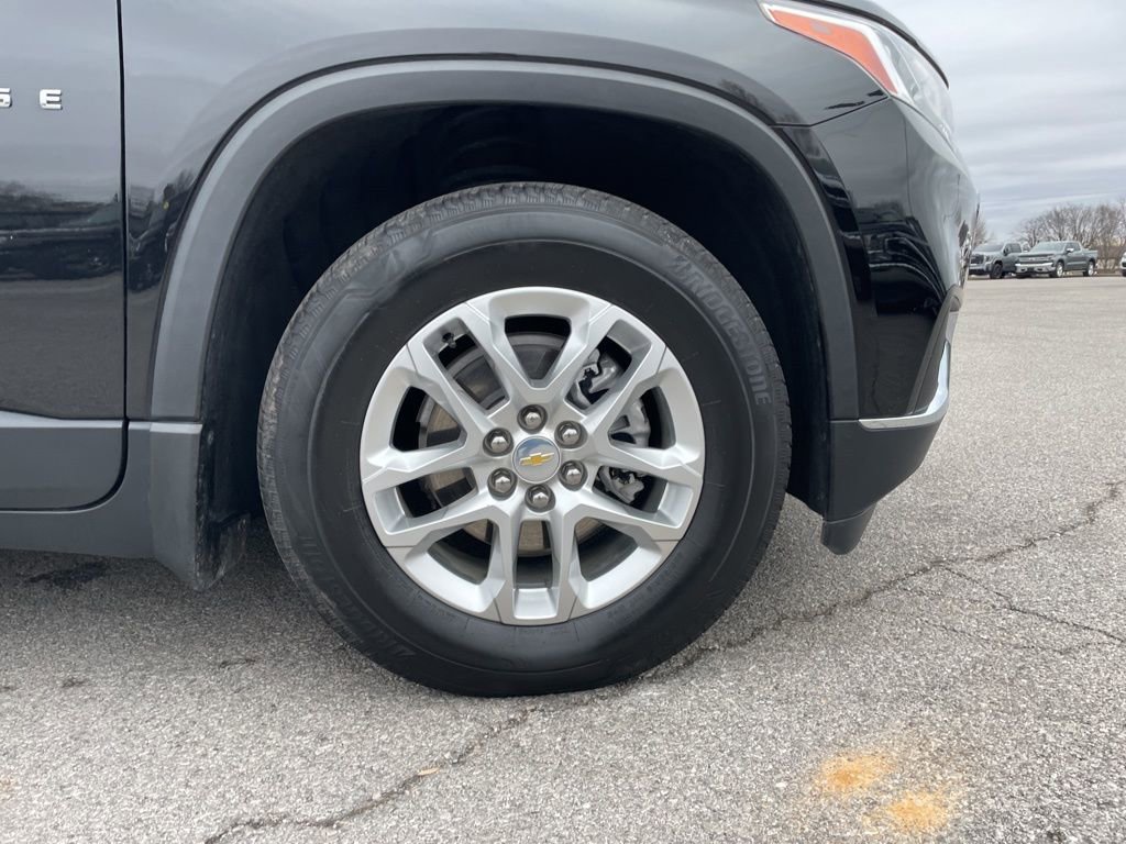 Used 2021 Chevrolet Traverse LT w/ LPO, Floor Liner Package image 57