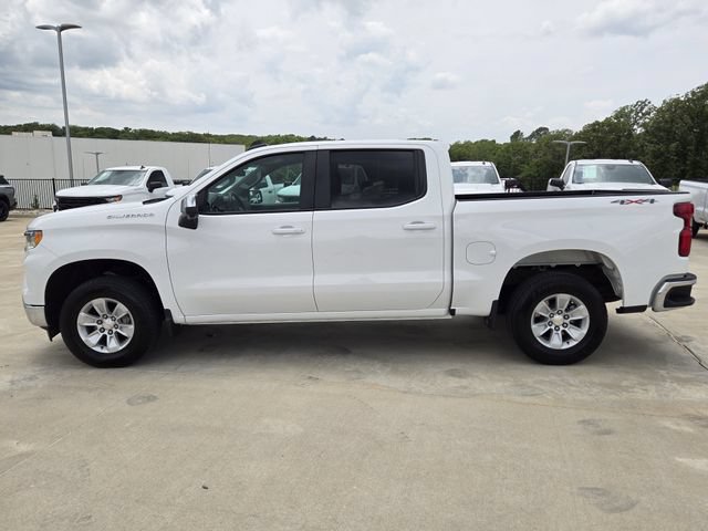 Used 2025 Chevrolet Silverado 1500 LT w/ Safety Package AWD/4WD image 5
