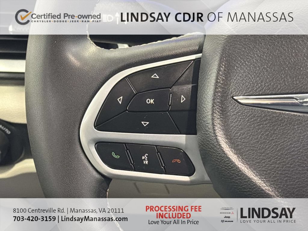 Used 2024 Chrysler Pacifica Touring-L FWD image 31