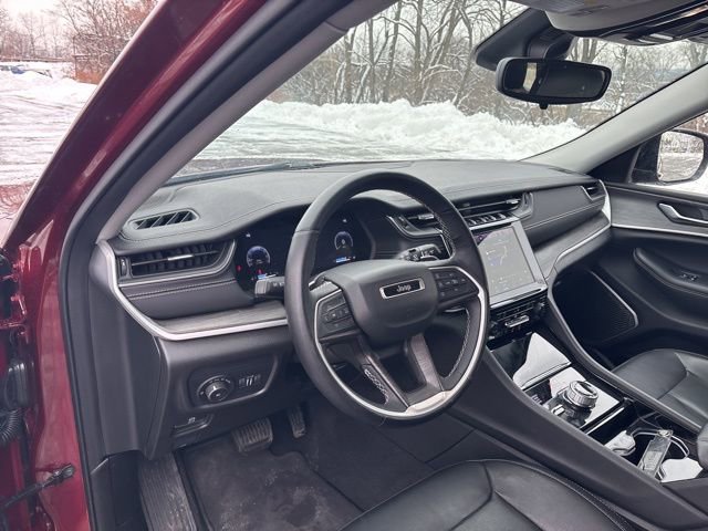 Used 2022 Jeep Grand Cherokee L Limited image 46