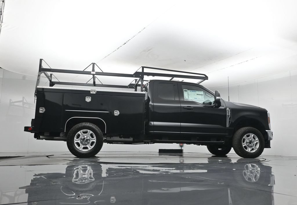 New 2026 Ford F350 XLT w/ FX4 Off-Road Package AWD/4WD image 58