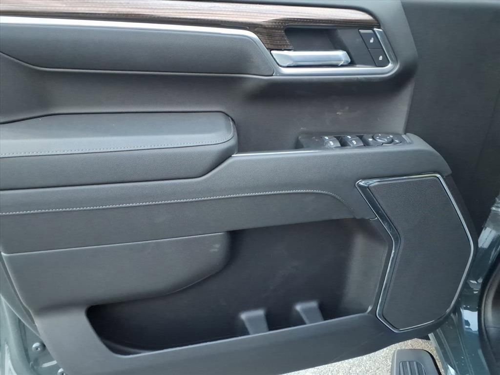 New 2026 Chevrolet Silverado 1500 LT image 14