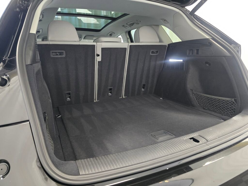 Certified 2025 Audi Q5 2.0T Premium Plus w/ Premium Plus Package image 22