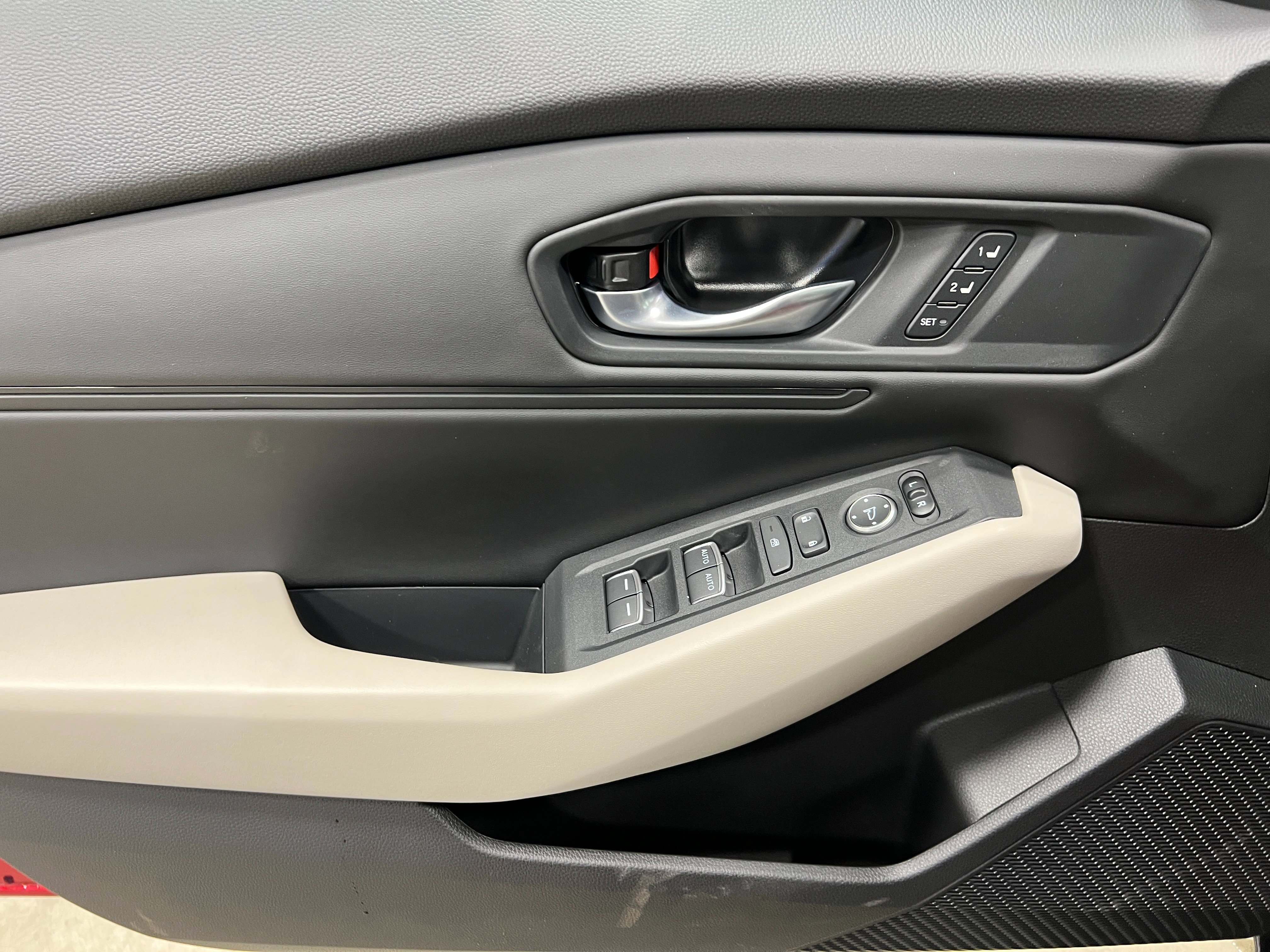 New 2025 Honda Accord EX-L image 14