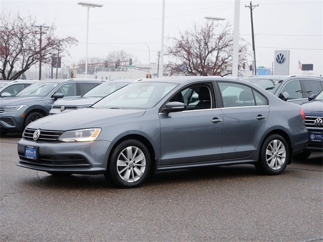 Used 2015 Volkswagen Jetta TDI SE image 3