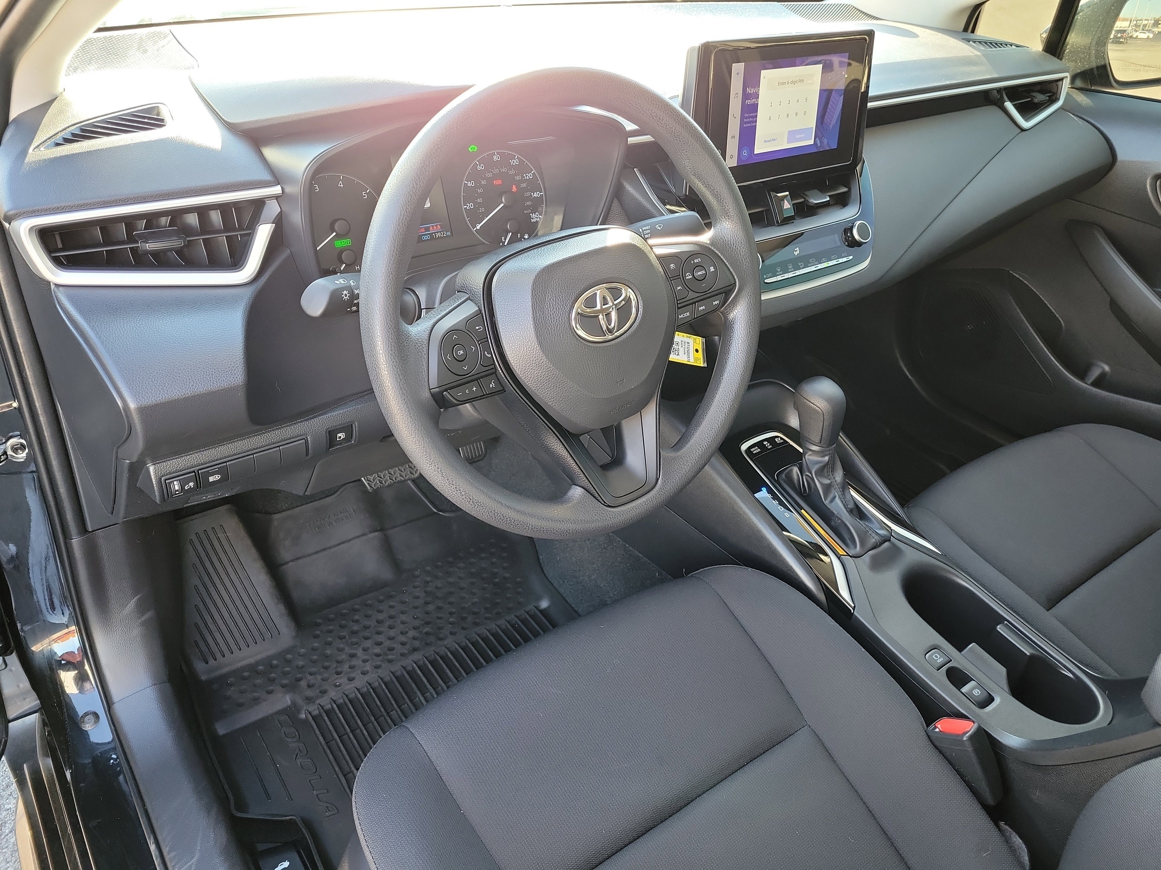 Used 2024 Toyota Corolla LE image 19