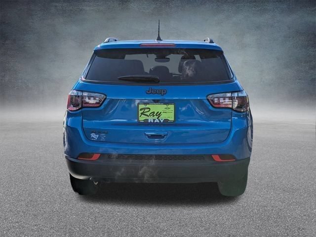 New 2026 Jeep Compass Latitude w/ Sun and Sound Group AWD/4WD image 5